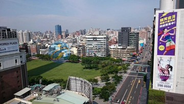 .勤美誠品樓中樓/大四房雙車露台戶｜台中市西區英才路