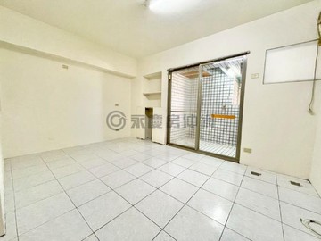 近中山醫五權車站旁高樓大陽台美套房專任｜台中市西區三民路一段