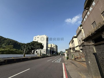 正20米路大面寬核心合法環保用地｜桃園市龜山區龍壽段