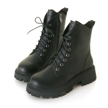 《Super Star》個性皮革拉鍊短靴 黑 GB997BK