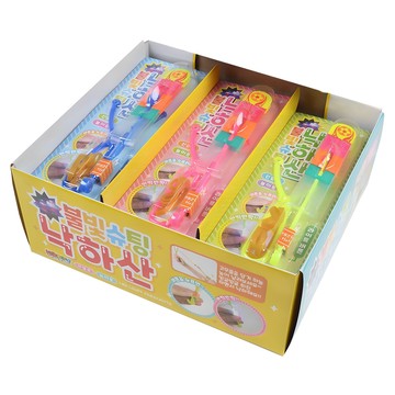 LED發光彈射降落傘  1組  隨機出貨