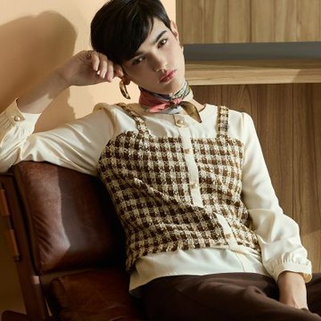 ILEY伊蕾 格紋小香花呢假兩件雪紡上衣(卡其；M-XL)