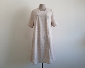 復古風棕米色條紋連身裙 女款 短袖 聚酯纖維 M號 M