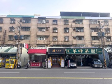 鳳山國中㊣20米鳳林路上黃金店面｜高雄市鳳山區鳳林路