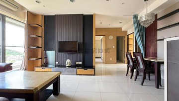 綠園道首排景觀4房+獨立B1平車｜高雄市鼓山區華榮路