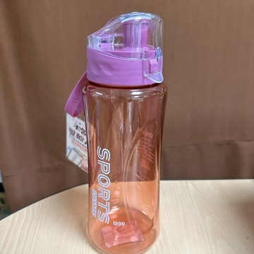 《翔翼百貨》王樣水壺  1200ml 運動水壺 提拔 彈跳 保溫壺 隨行 高檔水壺彈跳 保溫壺 運動水壺 104166