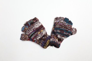 紅咖雜線條紋翻蓋手套絢彩配色純羊毛線手工編織搖粒絨全內襯保暖