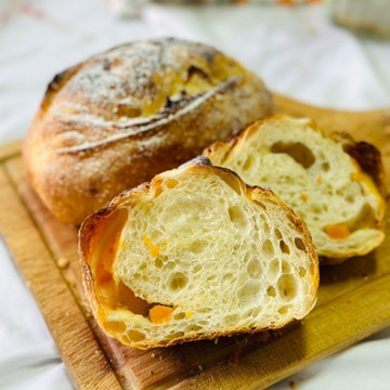 芋仔憨吉(奶素)｜酸種麵包