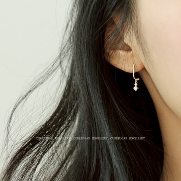 方糖家 S925純銀精致鋯石吊墜耳釘小巧百搭簡約日韓氣質耳環耳飾1入