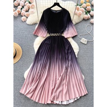 法式高級感圓領短袖印花連衣裙女2023夏季新款收腰顯瘦百褶長裙子