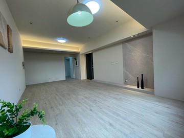 鄉林凱薩景觀大三房加平車/雙衛浴皆開窗台中不動產仲｜台中市南區忠明南路