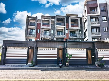 內埔稀有大坪數4套房雙車豪墅｜屏東縣內埔鄉興安街