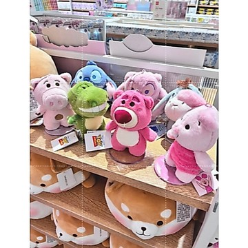 《胖胖ㄉ狗狗》✨現貨，正版授權✨miniso名創優品 新品 迪士尼 娃娃 掛件 擺件 坐肩娃娃
