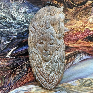 【土桑精選】女神聖物~猛瑪?牙雕刻墜-馬 項鍊/吊墜 ~向自由奔跑，在獨立與責任之間建立平衡 象牙 ?聖哲曼?