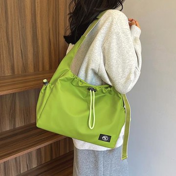 Acorn*橡果-新款大容量斜背包側肩包防潑水包托特包購物包6504(螢光綠)