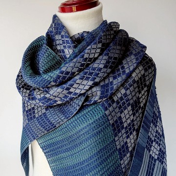 Silk 手工編織絲綢披肩【月雲01】