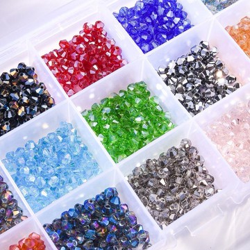⚡臺灣出貨⚡卡4mm水晶玻璃菱形珠尖珠手工DIY串手鍊項鍊飾必備品珠兩頭尖散珠