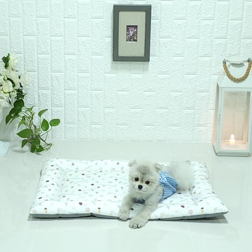 Dugipet 寵物涼感人造絲涼墊  1個  冰淇淋白  L (80 x 60 cm)