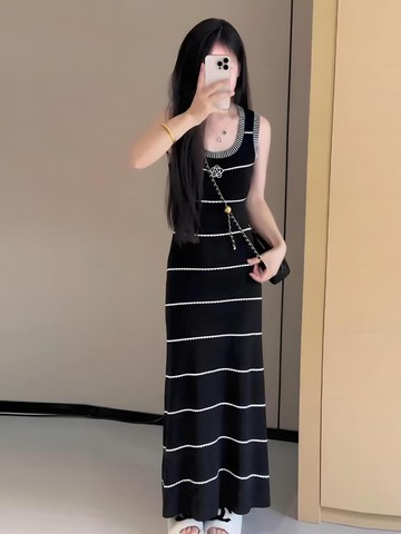 日系女裝小香風條紋撞色洋裝女夏季新款 高級感 收腰顯瘦無袖包臀長裙