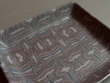 絞胎瓷盤一密織