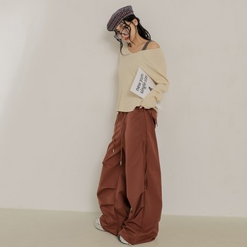 V領坑條寬鬆針織上衣-杏【KT224148】