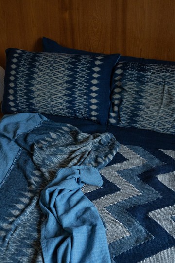 世界頂級染織工藝經典-Timeless River 藍染伊卡織寢具森眠六件組