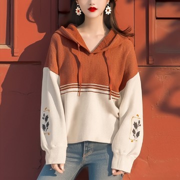 【LANNI 藍尼】現+預 撞色印花連帽上衣(上衣/女裝/連帽/休閒/百搭/通勤)