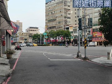 信義國小1+2樓/6米大面寬臨路/可停雙車｜高雄市新興區東海街