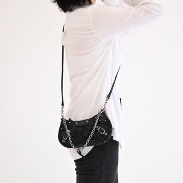 BALENCIAGA 巴黎世家  Le Cagole Mini 經典鉚釘造型印花帆布肩背/斜背兩用彎月包(黑)