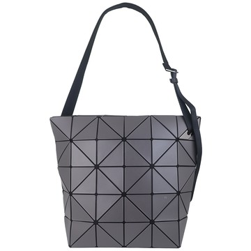 ISSEY MIYAKE 三宅一生 BAOBAO 灰皮紋方5x6斜背包