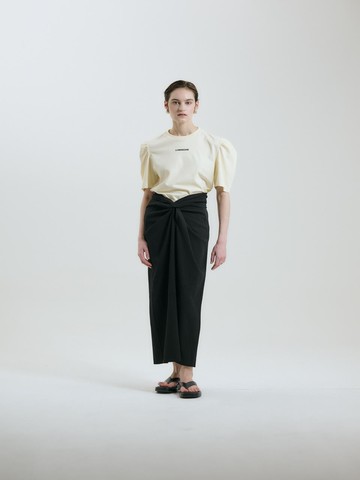 VOLUME SLEEVE GRAPHIC T-SHIRT [Buttery Yellow]