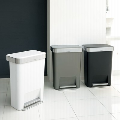 Simplehuman シンプルヒューマン ゴミ袋ホルダー付ペダルペール グレー 通販 Lineポイント最大get Lineショッピング