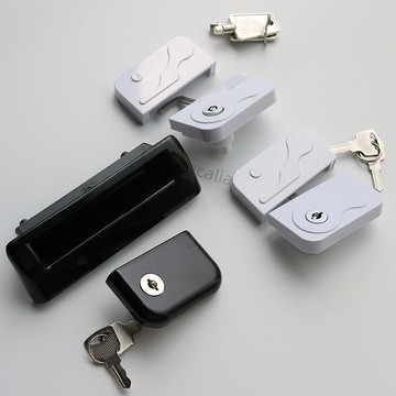 【店長推薦】 冷櫃鎖 臥式冰箱鎖 老式推拉門鎖 平面家用搭扣 冰櫃鎖 展示櫃鎖配件 冰箱鎖扣 冷凍櫃鎖 專用 限時特惠