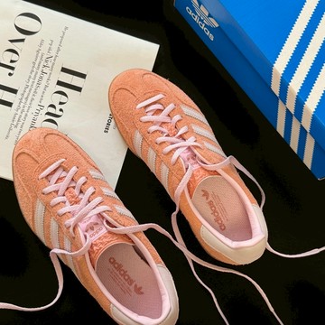 ADIDAS GAZELLE INDOOR 女鞋 粉 橘色 麂皮 焦糖底 休閒鞋 IE2946