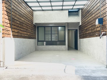 想住熱鬧又方便長億商圈全新整理前院車庫美宅(首選)｜台中市太平區長億四街