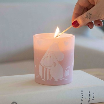 【PLUTO Design】嚕嚕米擁抱蠟燭200g-清新亞麻