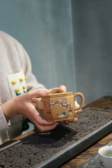 送禮紫砂壺茶壺清供汉瓦 精品泥绘  段泥 210ml 9孔 刘素素 全手