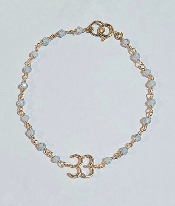 串連數字與誕生石的兩位數字手鍊