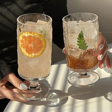 高腳杯 造型酒杯 酒杯 高腳果汁玻璃杯家用高顔值樹紋直筒創意透明果茶氣泡水杯鷄尾酒杯 YCPD