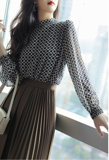 半高領簡約雪紡上衣