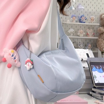 臺中發貨 半月包 隨身包 水餃包 尼龍包 大容量女包 側背包女 餃子包女 女包 包包 單肩包 腋下包 學生包 斜跨包