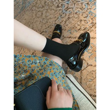 不二橘 2026新款英倫風小皮鞋 一腳蹬真皮金屬扣平底粗跟樂福鞋