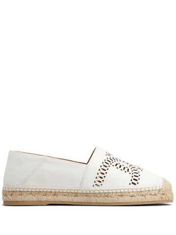 Tod's - logo-perforated leather espadrilles - women - Leather/Leather/Rubber - 37 - White