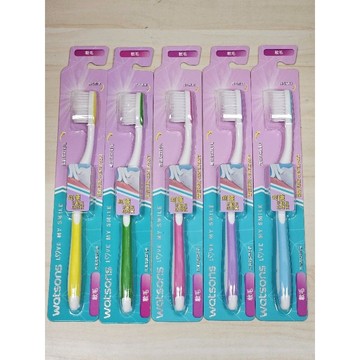 【🚀快速出貨】 現貨 全新Watsons 屈臣氏 纖細柔軟牙刷 軟毛 顏色隨機不條款 賣場全商品滿99出貨