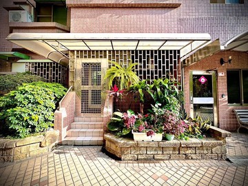 ‼️建功大昌商圈｜稀有1樓庭院戶｜質感三房+車位｜高雄市三民區大福街