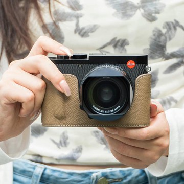 適用徠卡q3手柄LeicaQ3 相機包 拍立得sofort2 底座 dlux8真皮保護殼【不是相機，是相機配件】
