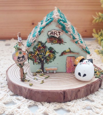 賓士貓貓小藝術家/小木屋/木頭房子/貓