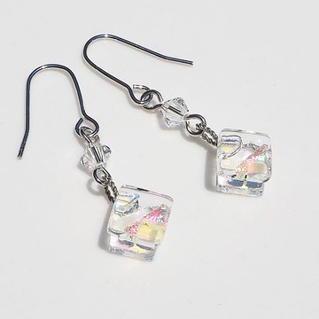 四月生辰玻璃(鑽石)耳針/耳夾【長度可選】【金屬配件可選】