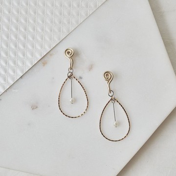 百搭水滴 無痛耳夾 / golden m