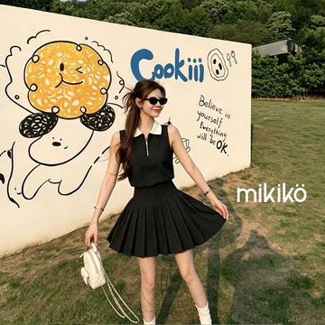 美木子｜預購｜甜美學院風套裝【1336#】POLO領撞色無袖背心＋高腰A字百褶裙